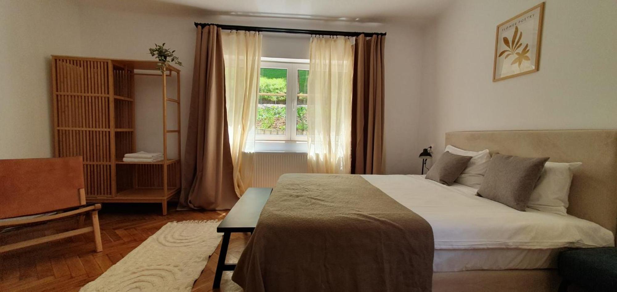 The Pines Serviced Apartments Brasov Luaran gambar